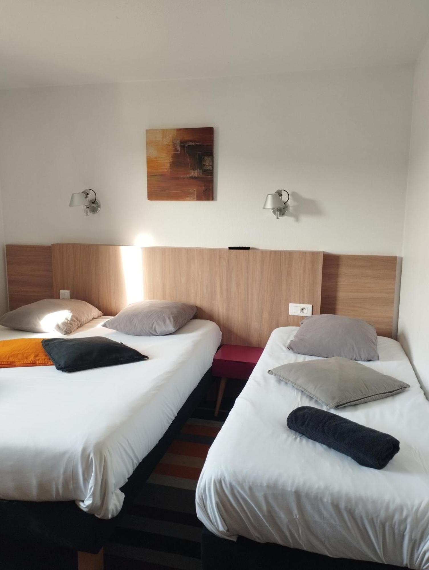 Castelculier Kyriad Direct Agen מראה חיצוני תמונה
